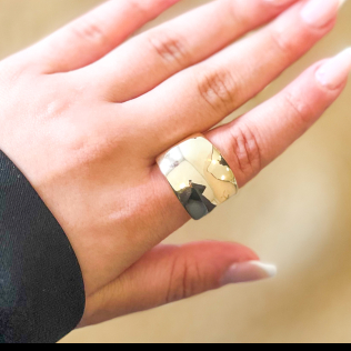 Anel Dourado Maxi Quadrado 