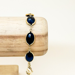 Pulseira com cristal  onix preto banhado em ouro