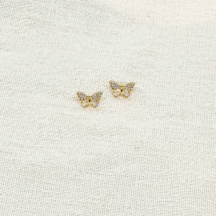 Brinco borboleta de cristais brancos P