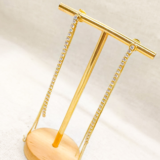 Brinco Correntes em banho de ouro