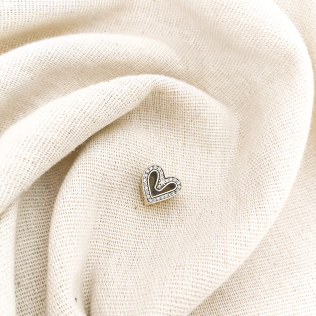 Berloque Coração Cravejado 