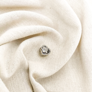 Berloque Coração Cravejado com Patinha 