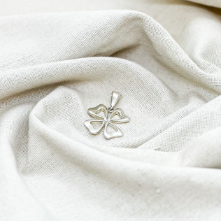 Pingente prata Trevo de 4 folhas G