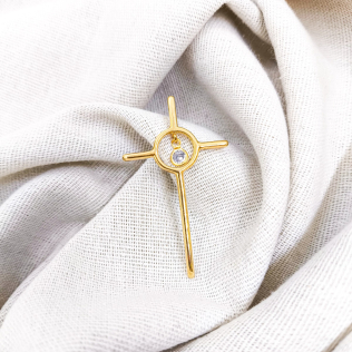 Pingente crucifixo liso com pendente de ponto de luz