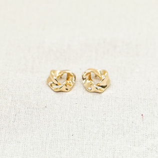Brinco entrelaço pequeno