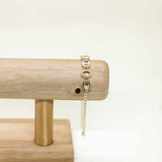 Pulseira Dourada Quarzto Ovais