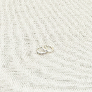 Argola click pequena 1 fileira de cravação