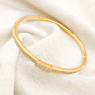 Bracelete Dourado Cravejado com Detalhe Retangular