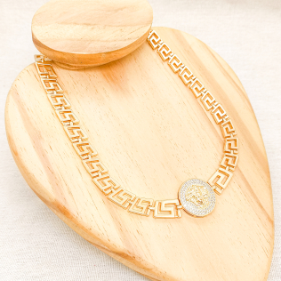 Choker Dourado Medusa Vazado 