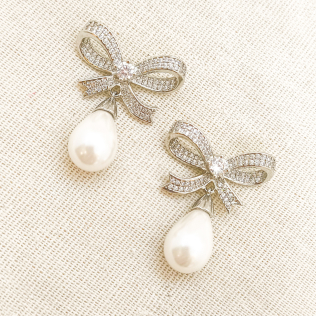 Brinco Laço com Pérola 