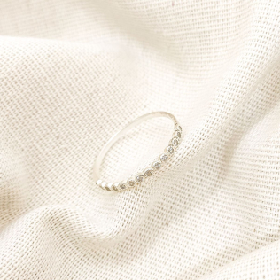 Anel Parador Prata com Zircônias Cravadas 