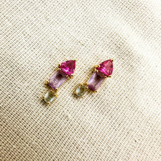 Earcuff geométrico cristais