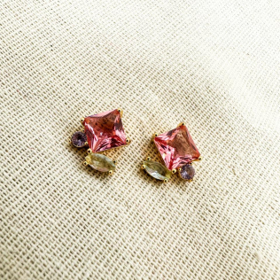 Brinco turma rosa com quartzo e acqua marinha 