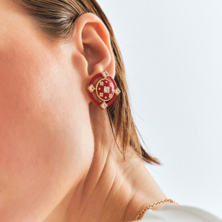 Brinco Vermelho Vazado