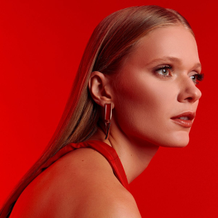 Brinco Geométrico Vermelho