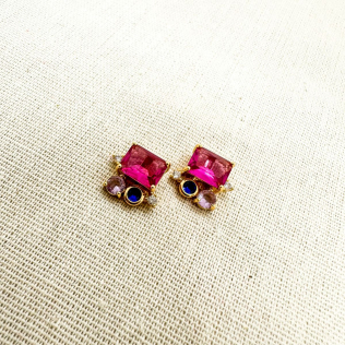 Brinco Dourado Cristais 