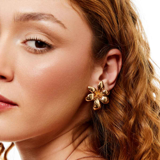 Brinco Dourado Flor de Hibisco 