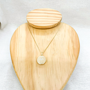 Pingente relicário com estrela